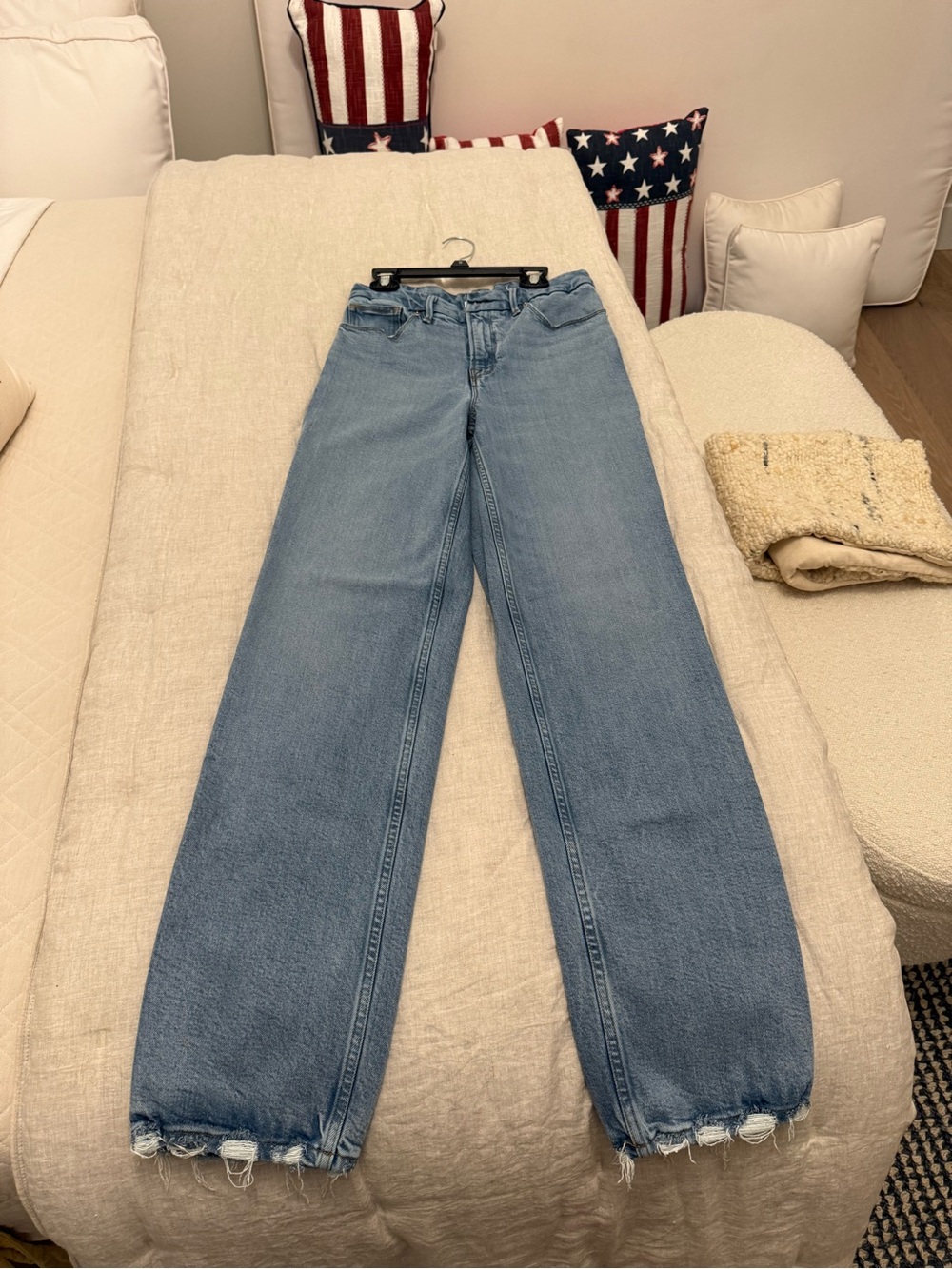 Good American Light Blue Straight-Leg Jeans with Raw Hem